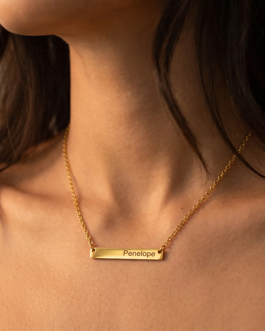 studio-ai necklace-engravable-line-bar-necklace_studio1_a1+solo.png