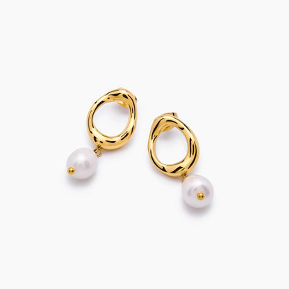 Signe Pearl Earrings