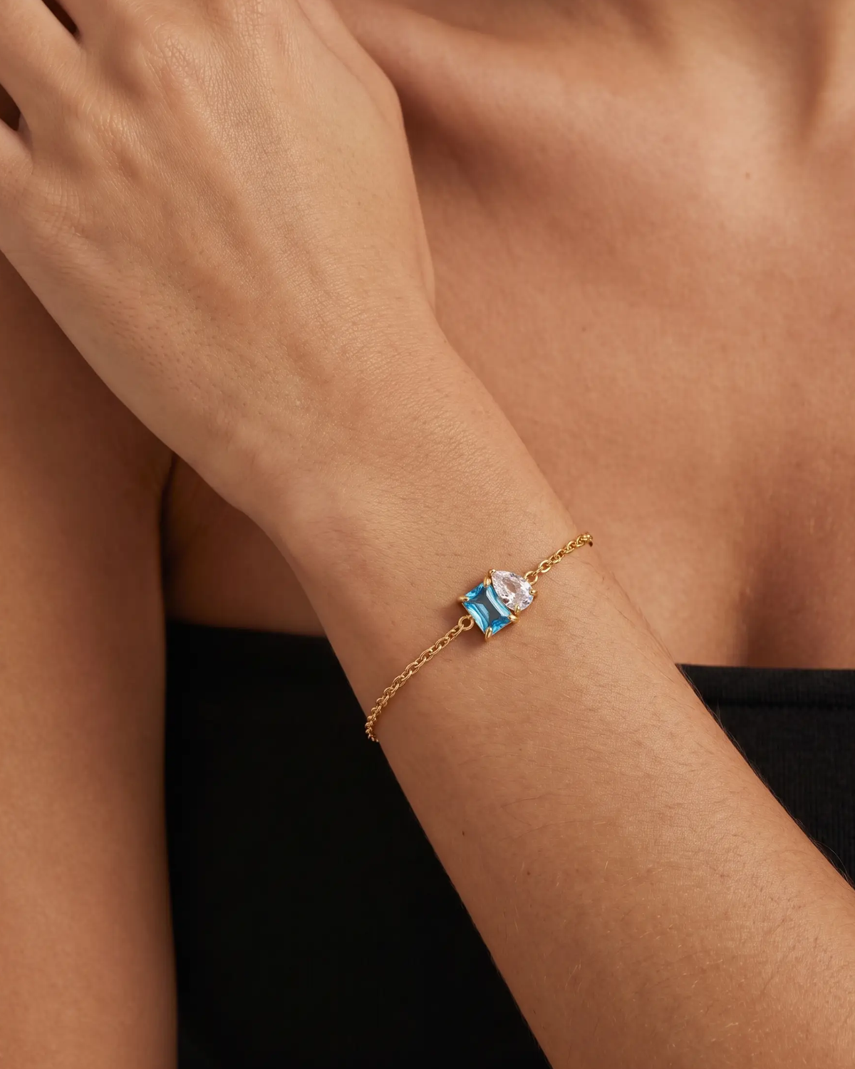 studio-ai bracelet-always-pair-birthstone-bracelet_studio1_a1+solo.png