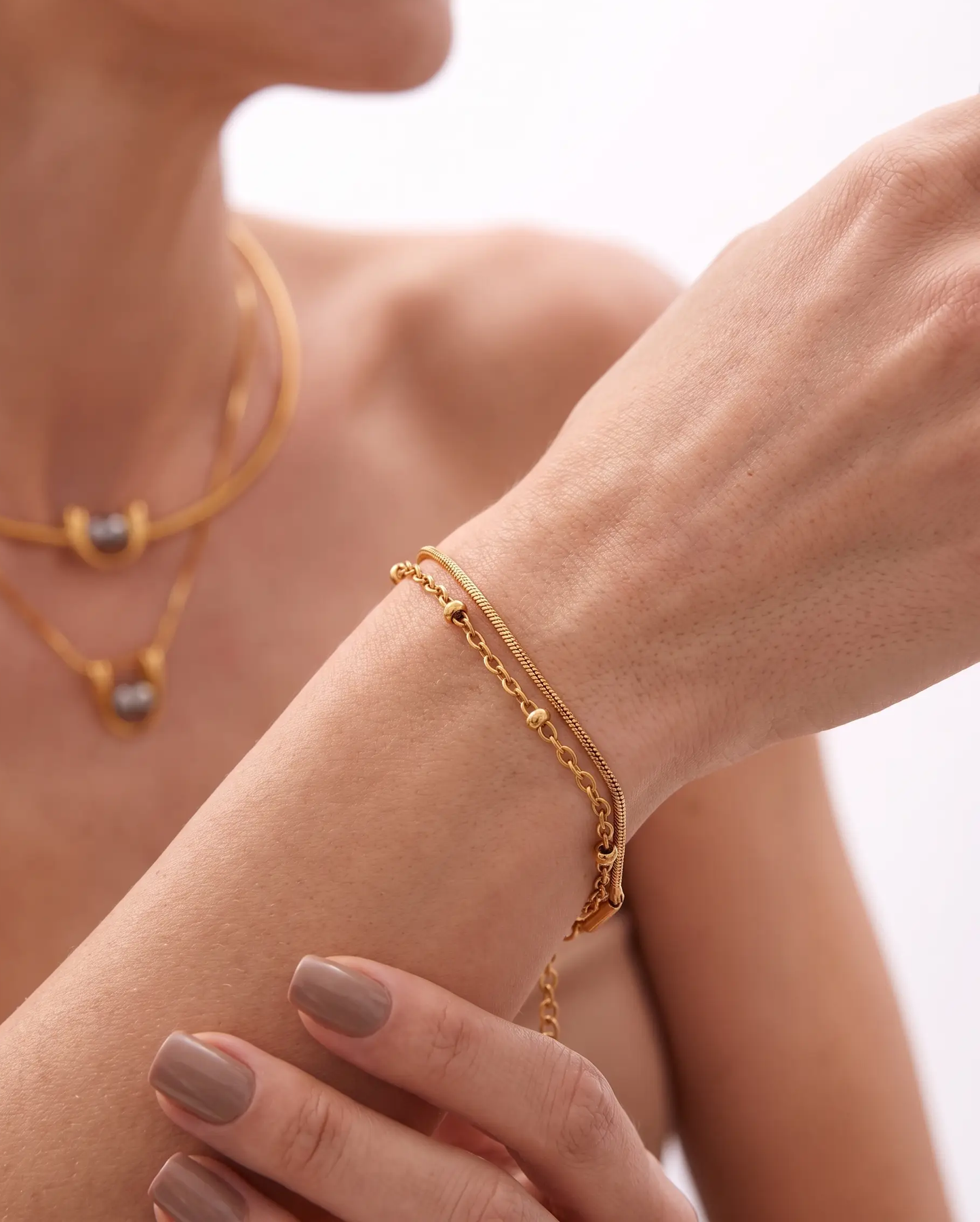 studio-ai bracelet-bead-and-snake-layered-bracelet_studio1_a1+solo.png