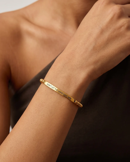 studio-ai bracelet-hold-on-beaded-bracelet_studio2_a1+solo.png