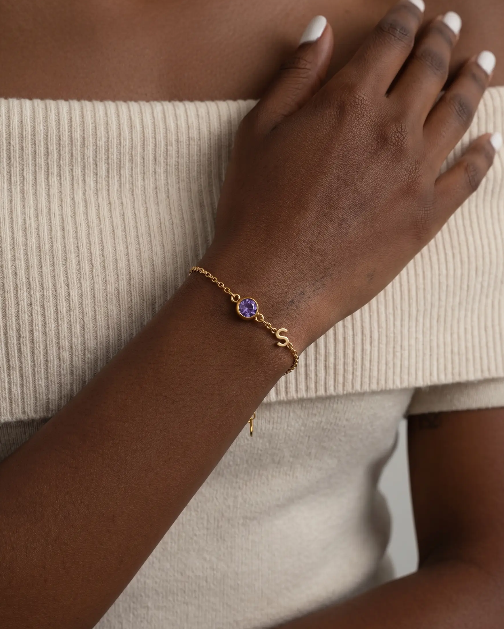 studio-ai bracelet-offset-initial-birthstone-bracelet_studio2_a1+solo.png