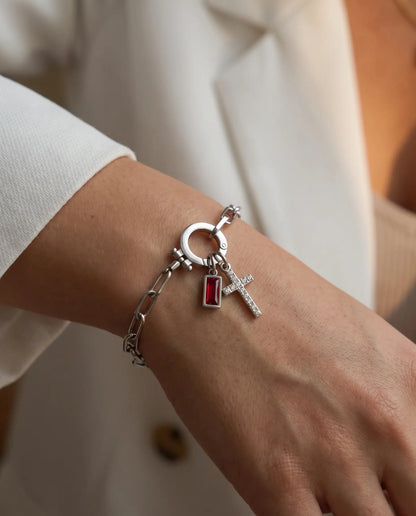 studio-ai bracelet-paperclip-birthstone-cross-bracelet-S_studio1_a1+solo.png