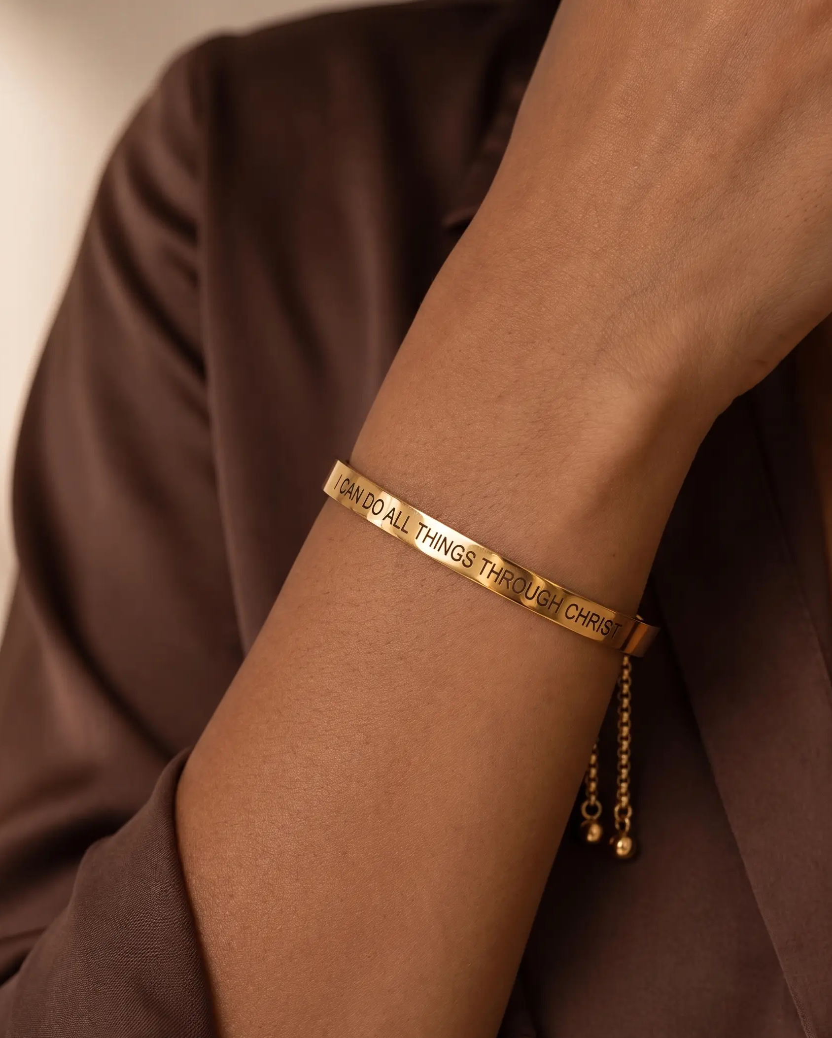 studio-ai bracelet-the-keepsake-cuff_studio2_a1+solo.png