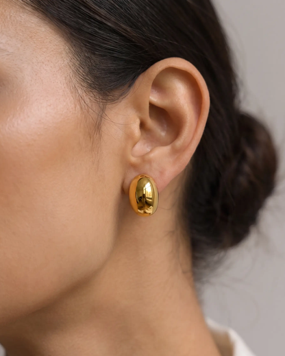 studio-ai earrings-elna-dome-studs_studio2_a1+solo.png