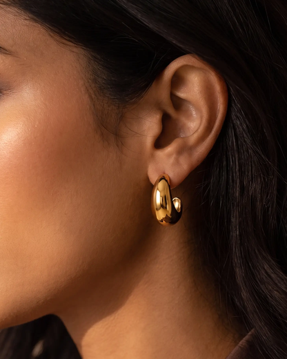 studio-ai earrings-maren-dome-hoops_studio1_a1+solo.png