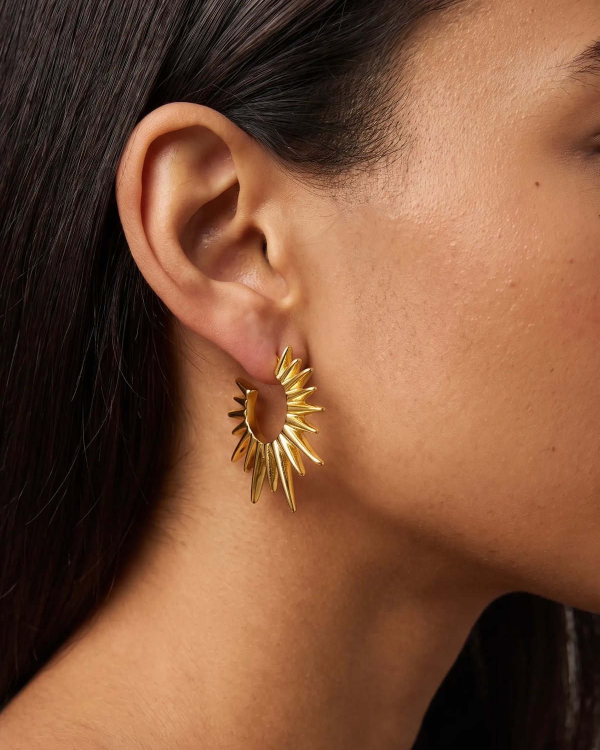 studio-ai earrings-solveig-ray-earrings_studio1_a1+solo.png