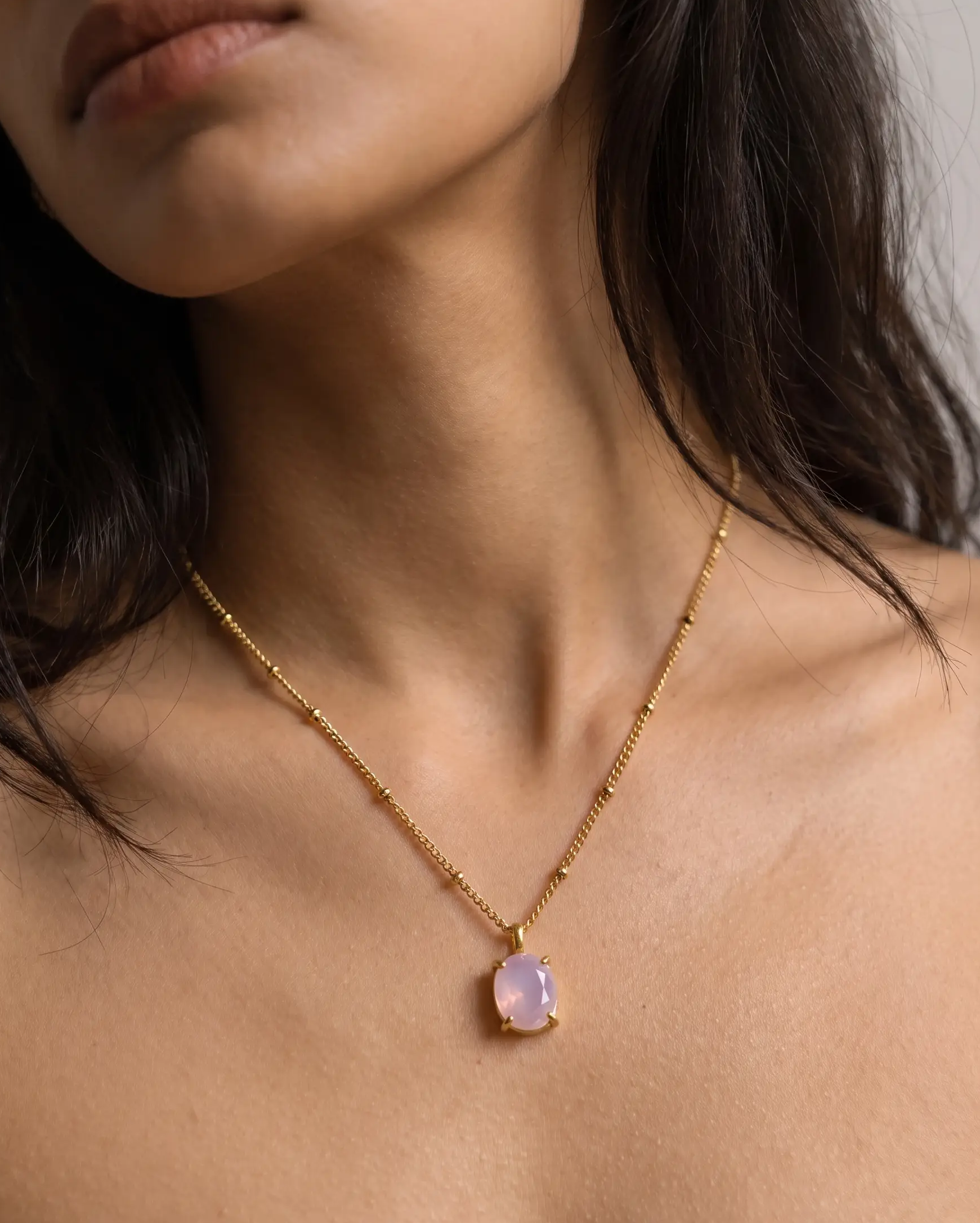studio-ai necklace-alva-opal-necklace_studio2_a2+solo.png