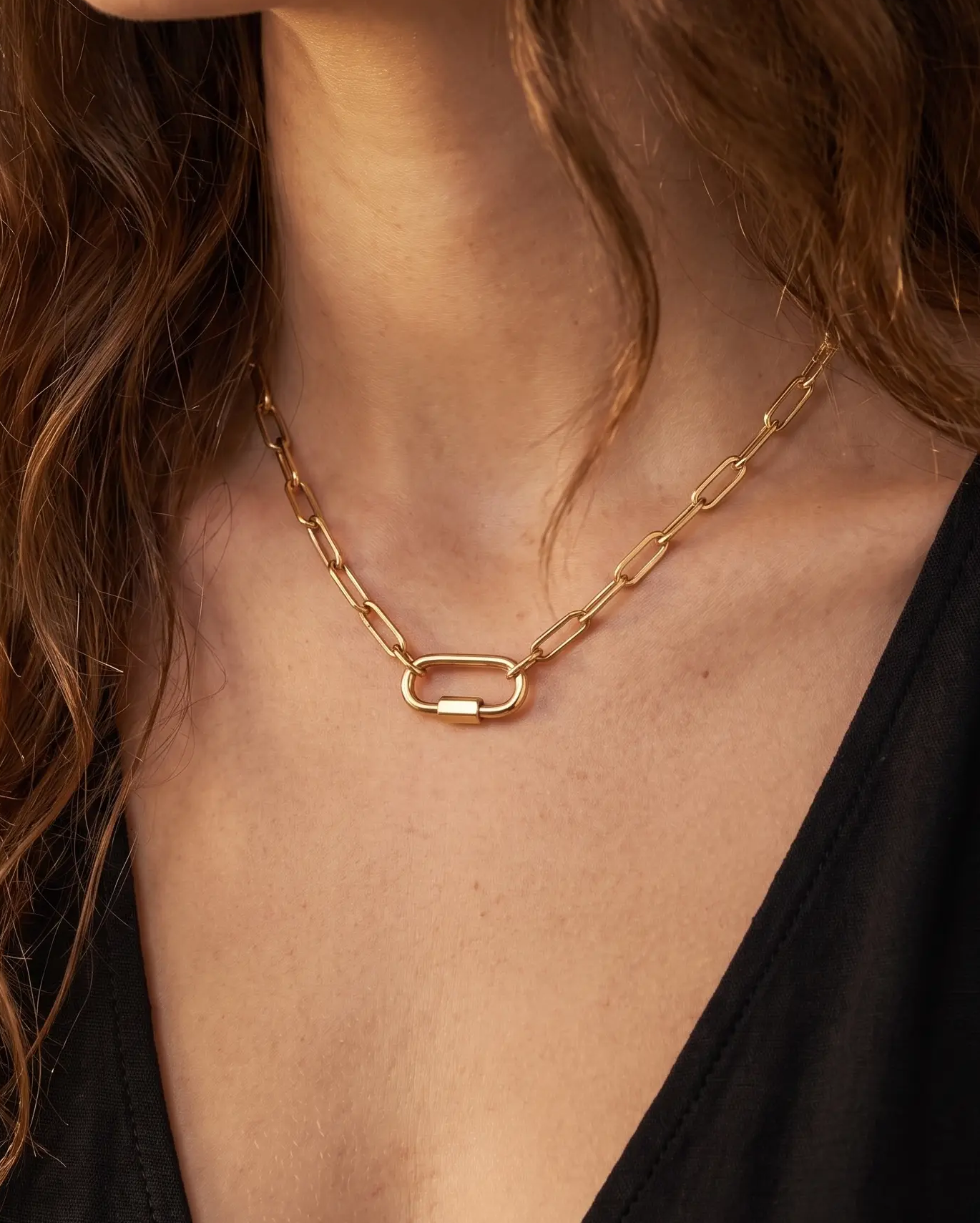 studio-ai necklace-clasp-charm-lock-necklace_studio2_a1+solo.png
