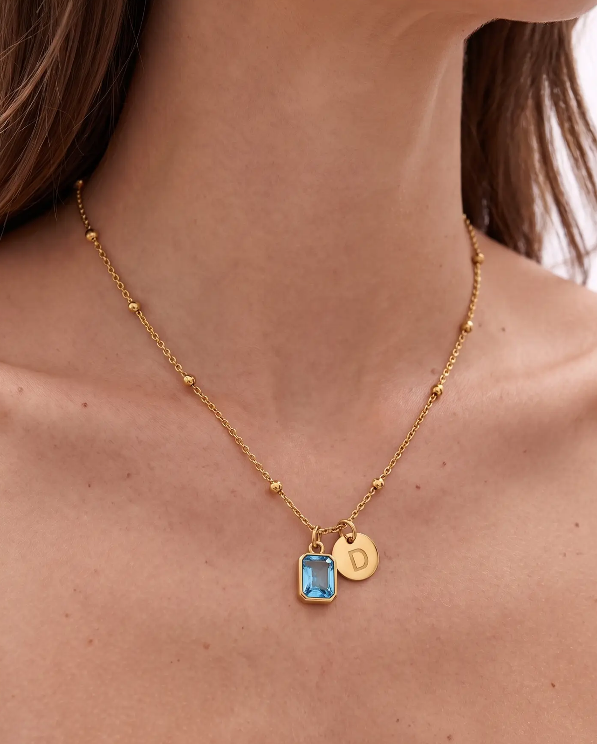 studio-ai necklace-column-initial-birthstone-necklace_studio1_a1+solo.png