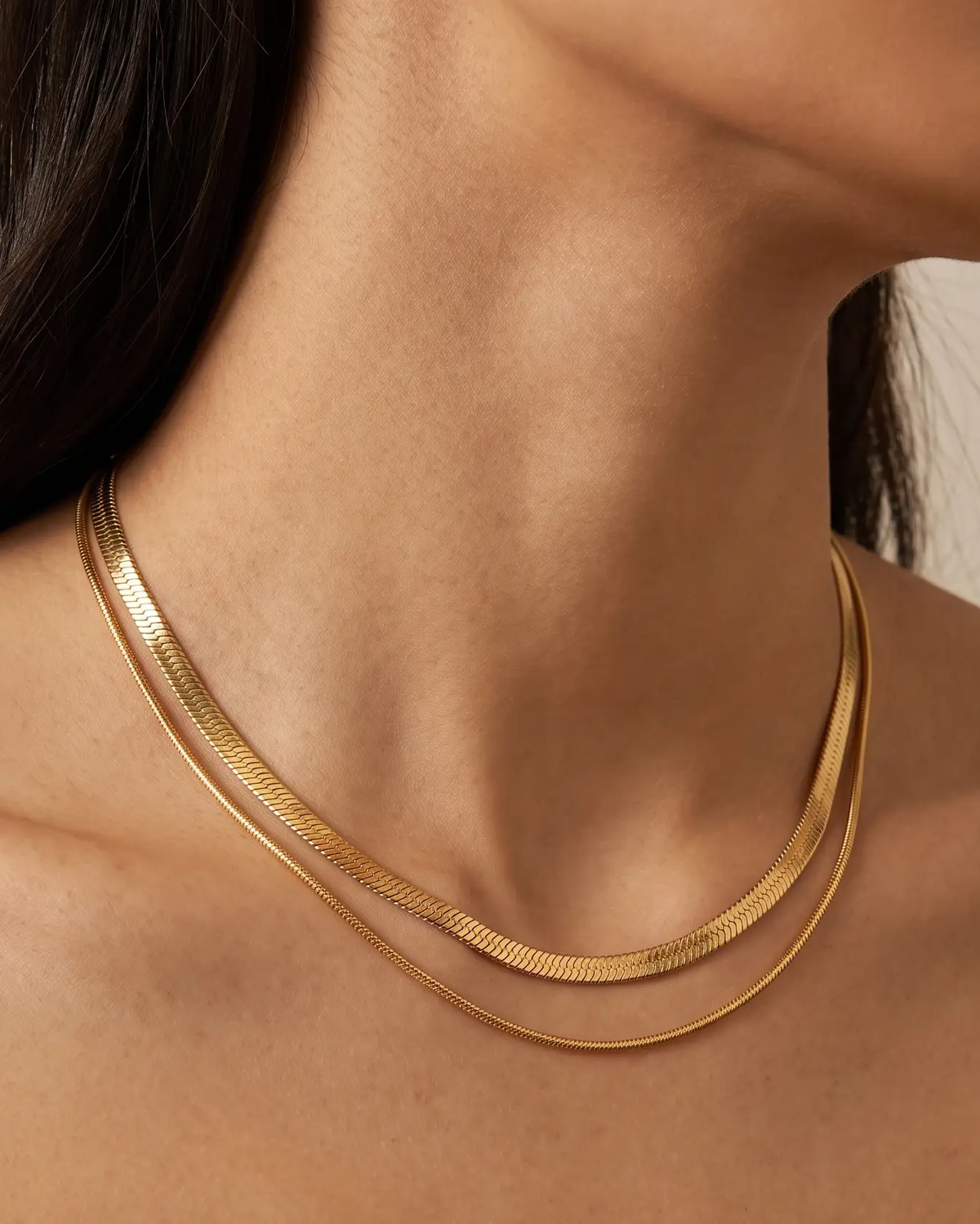 studio-ai necklace-double-snake-layered-necklace_lifestyle1_a1+solo.png