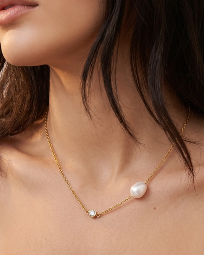 studio-ai necklace-fine-freshwater-pearl-necklace_studio1_a2+solo.png