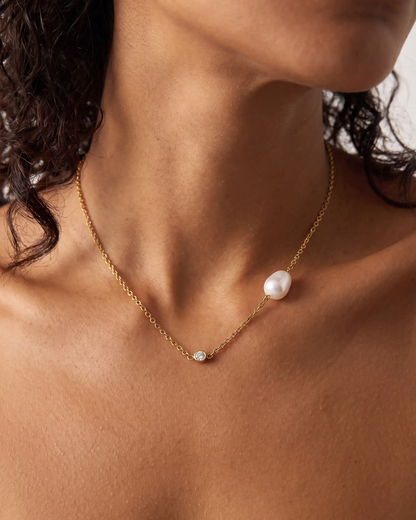 studio-ai necklace-fine-freshwater-pearl-necklace_studio2_a2+solo.png