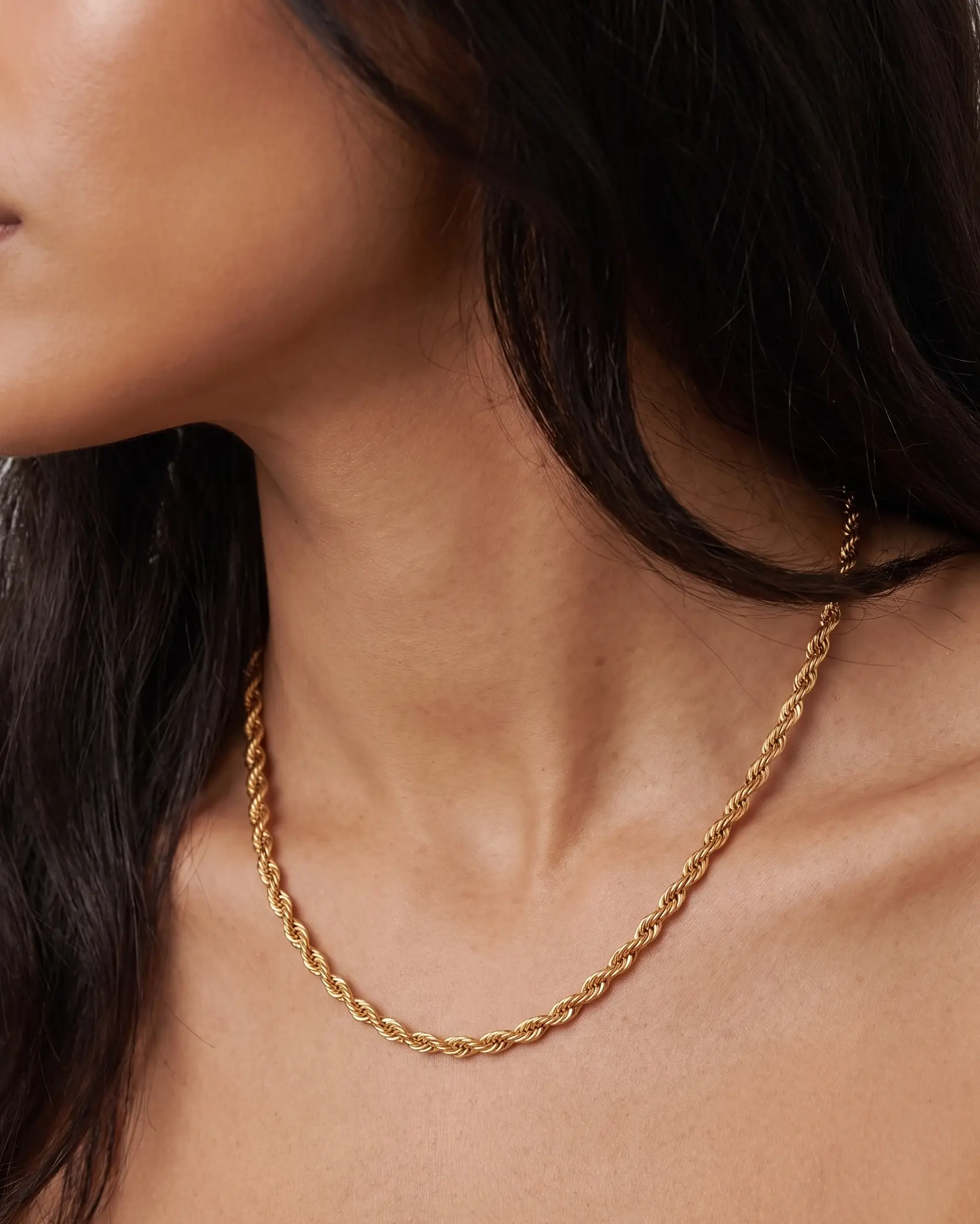 studio-ai necklace-rope-twist-necklace_studio2_a1+solo.png