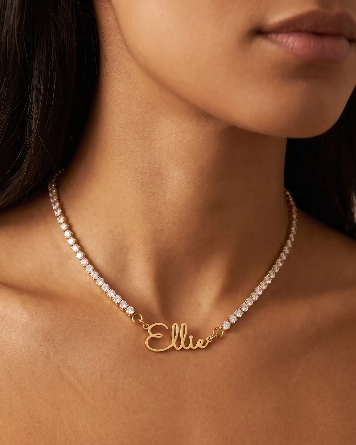 studio-ai necklace-script-name-line-necklace_studio2_a1+solo.png
