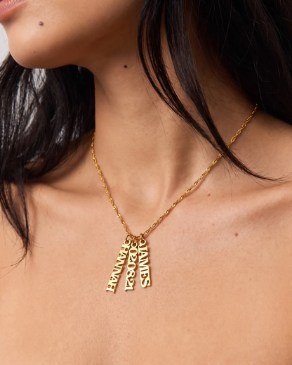 studio-ai necklace-singapore-family-name-necklace_studio1_a1+solo.png