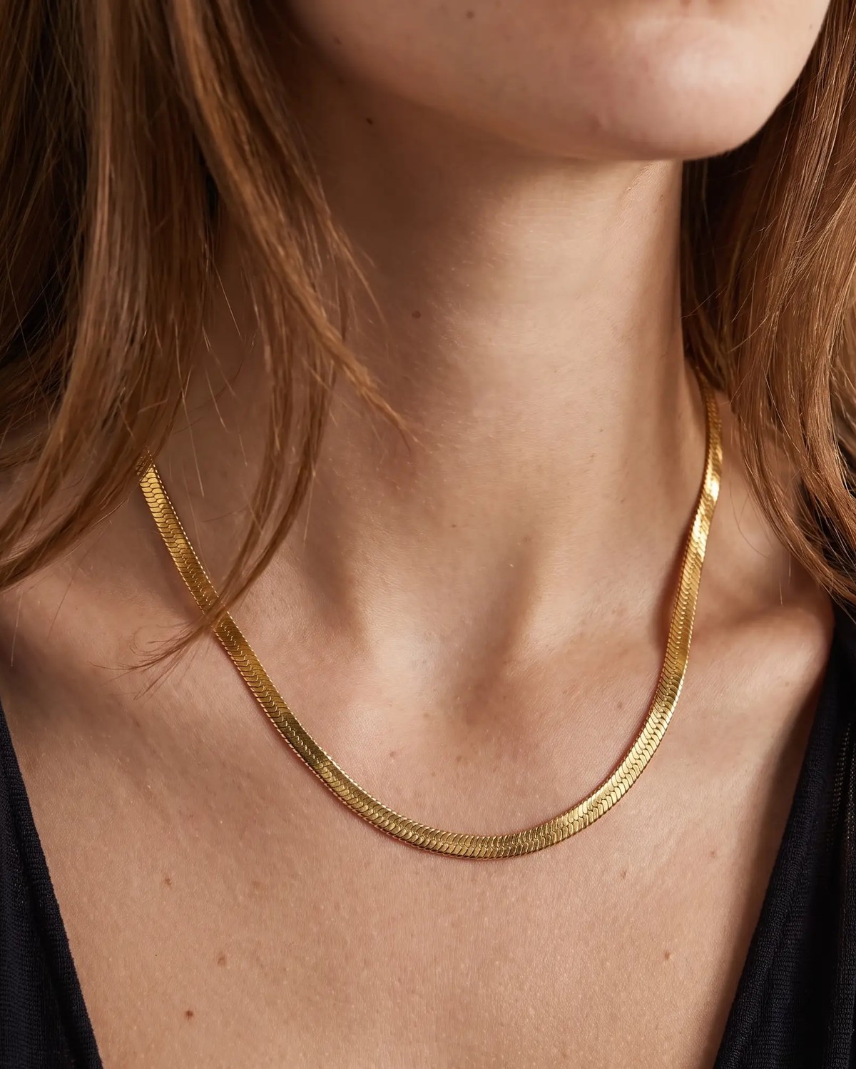 studio-ai necklace-snake-link-necklace_lifestyle1_a1+solo.png