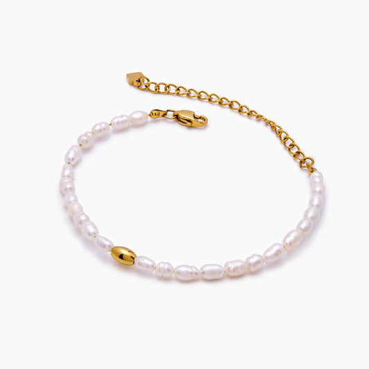 Simple Pearl Bracelet