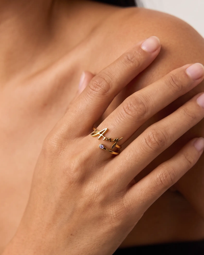 studio-ai ring-script-name-and-birthstone-ring_lifestyle1_a1+solo.png