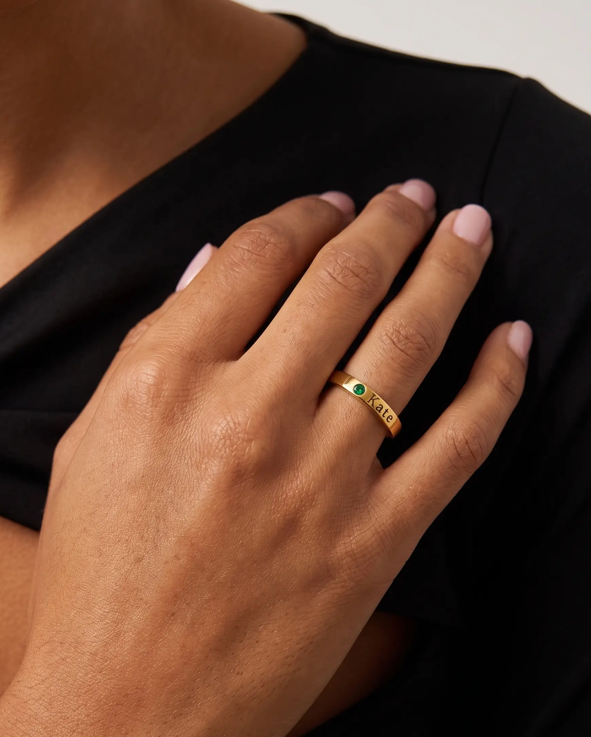 studio-ai ring-stacking-birthstone-name-ring_lifestyle1_a1+solo.png