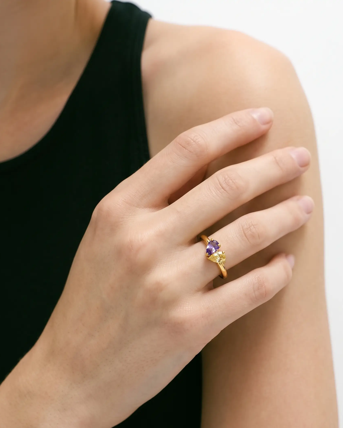 studio-ai ring-two-hearts-birthstone-ring_lifestyle1_a1+solo.png
