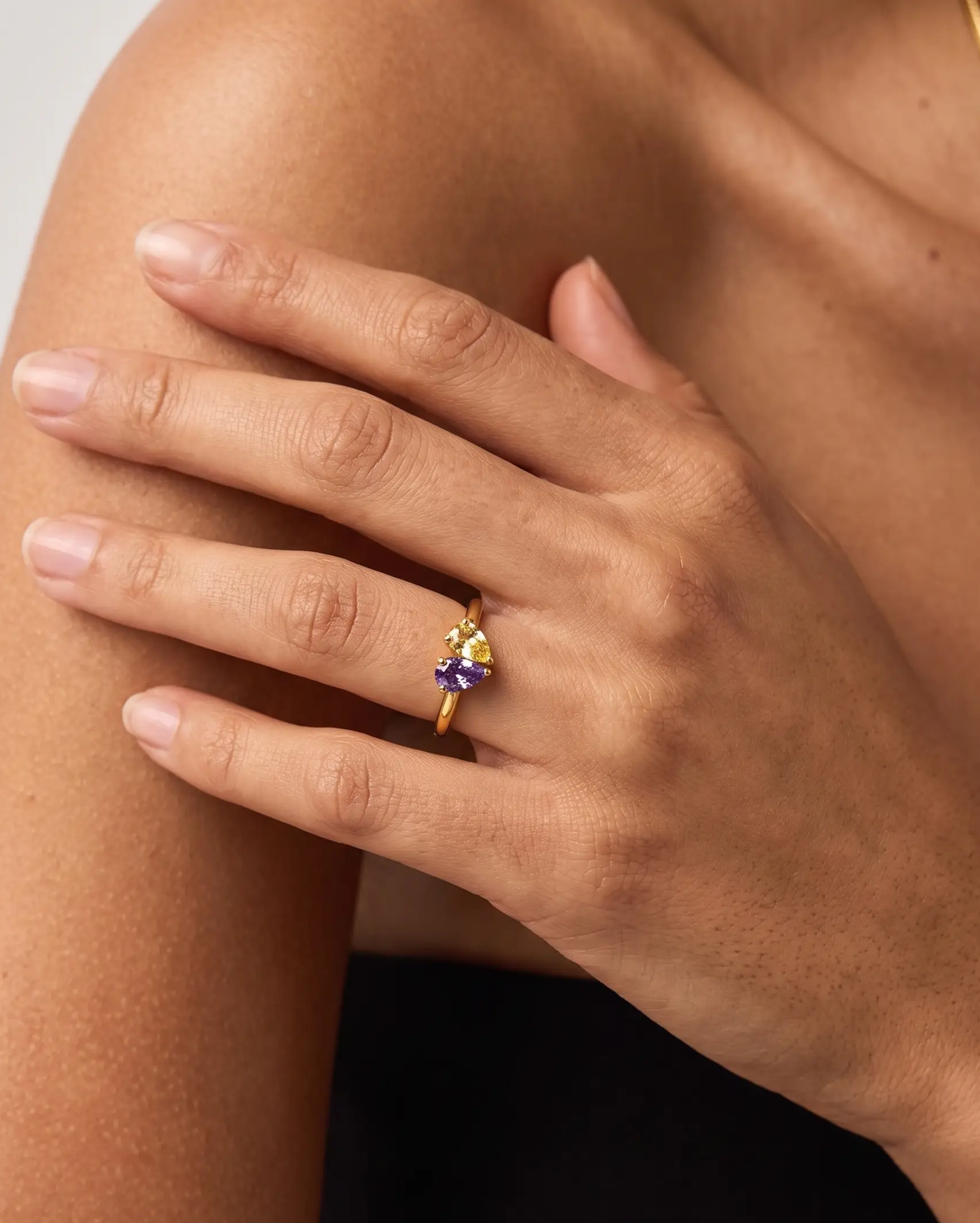 studio-ai ring-two-hearts-birthstone-ring_studio2_a1+solo.png